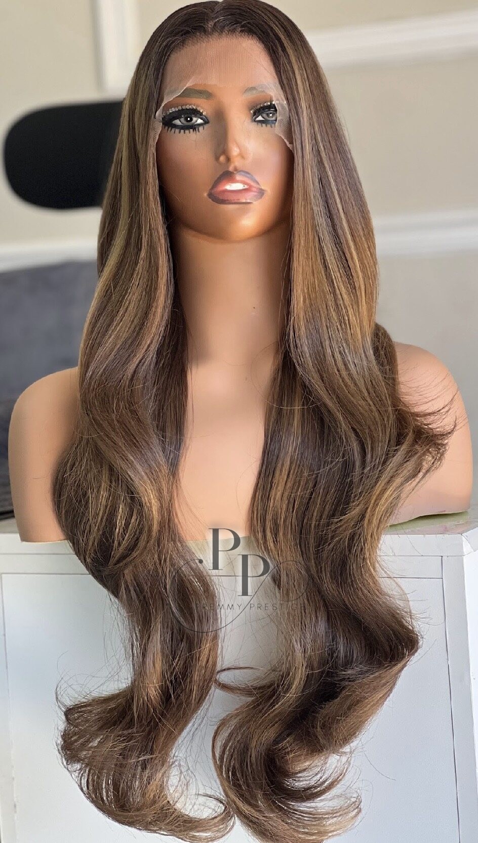 Futura Hair, photo 3