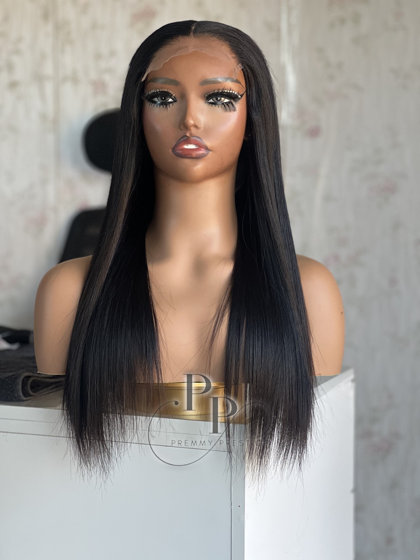 Lux Lace Wig, photo 3
